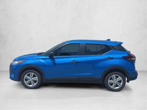 Used 2024 Nissan Kicks S FWD image 4