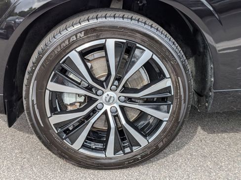 Used 2023 Volvo XC60 B6 Ultimate w/ Protection Package Premier AWD/4WD image 10