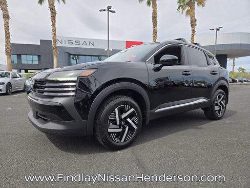 New 2026 Nissan Kicks SV w/ Charging Package FWD image 2