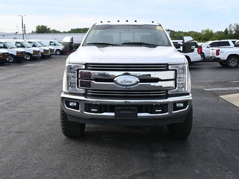 Used 2018 Ford F350 Lariat w/ Lariat Ultimate Package AWD/4WD image 9
