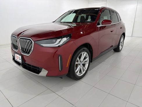 Used 2025 BMW X3 xDrive30i w/ Premium Package image 1
