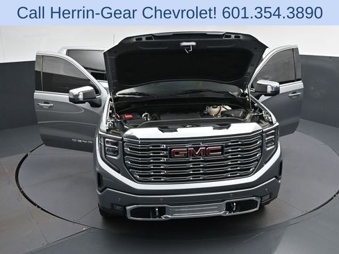 Used 2023 GMC Sierra 1500 Denali w/ Denali Reserve Package AWD/4WD image 55