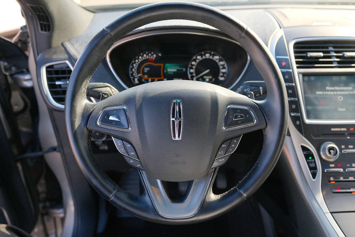 Used 2016 Lincoln MKX Select w/ Select Plus Package FWD image 15