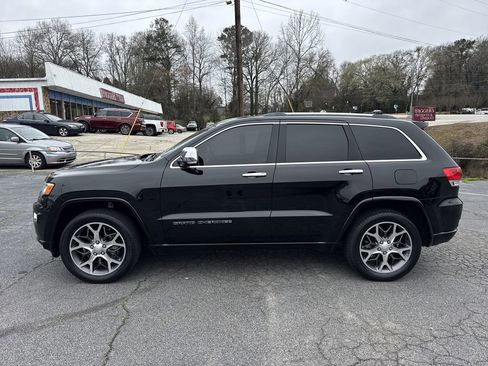 Used 2020 Jeep Grand Cherokee Overland image 4