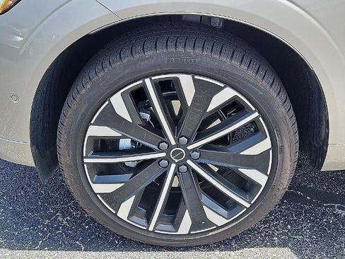Used 2026 Volvo XC60 B5 Ultra w/ Protection Package Premier AWD/4WD image 13