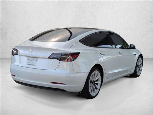 Used 2023 Tesla Model 3 Standard Range RWD image 5