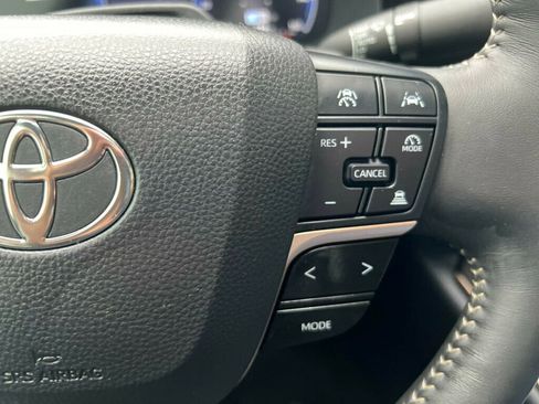 Used 2024 Toyota Crown Platinum image 23