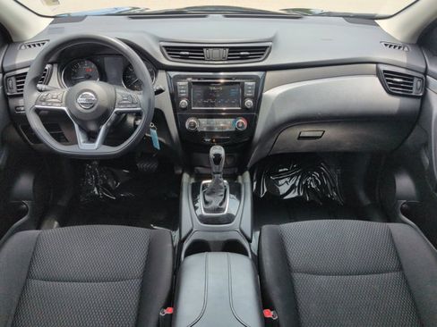 Used 2019 Nissan Rogue Sport S FWD image 16