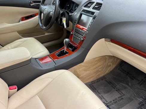 Used 2010 Lexus ES 350 image 16