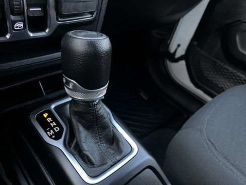 Used 2021 Jeep Wrangler Unlimited Sport image 16