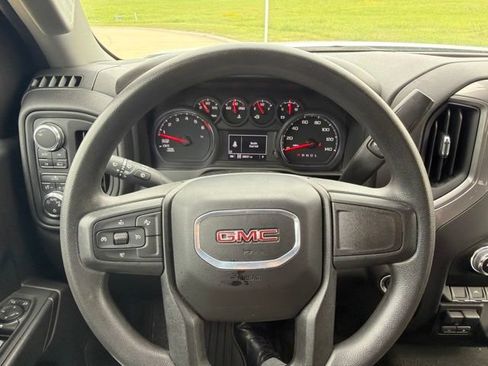Used 2024 GMC Sierra 1500 Pro w/ Graphite Edition AWD/4WD image 17