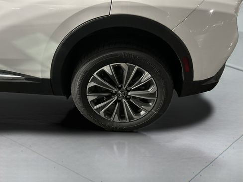 Used 2024 Buick Envision Preferred image 11