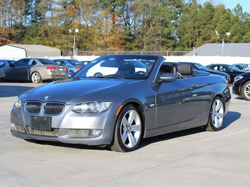 Used 2008 BMW 335i Convertible image 4