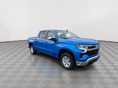 Certified 2025 Chevrolet Silverado 1500 LT image 2