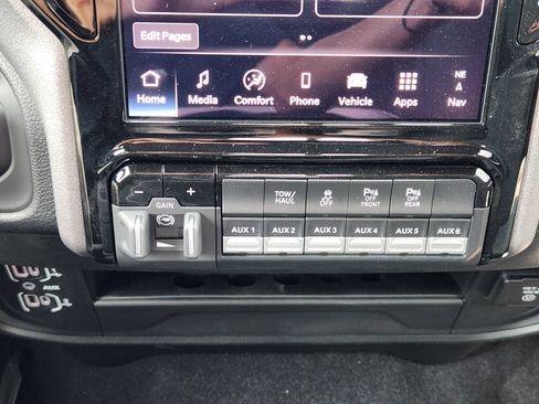 New 2026 RAM 2500 Tradesman AWD/4WD image 19