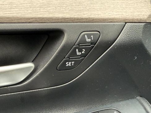 Certified 2025 Toyota Grand Highlander AWD image 19