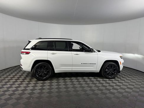 Used 2025 Jeep Grand Cherokee Limited 4xe AWD/4WD image 7