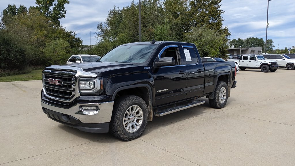 Used 2016 GMC Sierra 1500 SLE w/ SLE Value Package AWD/4WD image 7