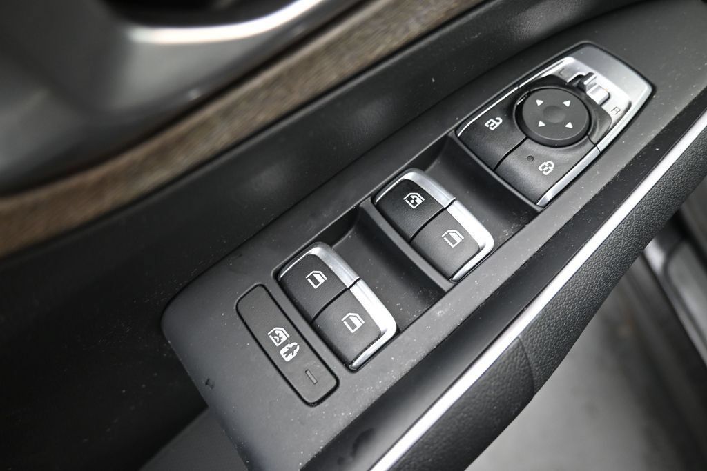 Certified 2023 Kia Sorento S AWD/4WD image 13