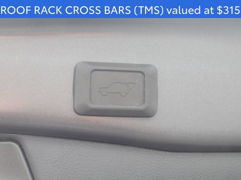 Certified 2021 Toyota RAV4 XLE w/ Convenience Package AWD/4WD image 5