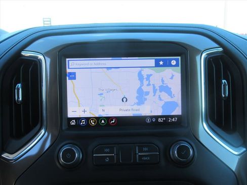 Used 2022 Chevrolet Silverado 2500 High Country w/ Technology Package image 23