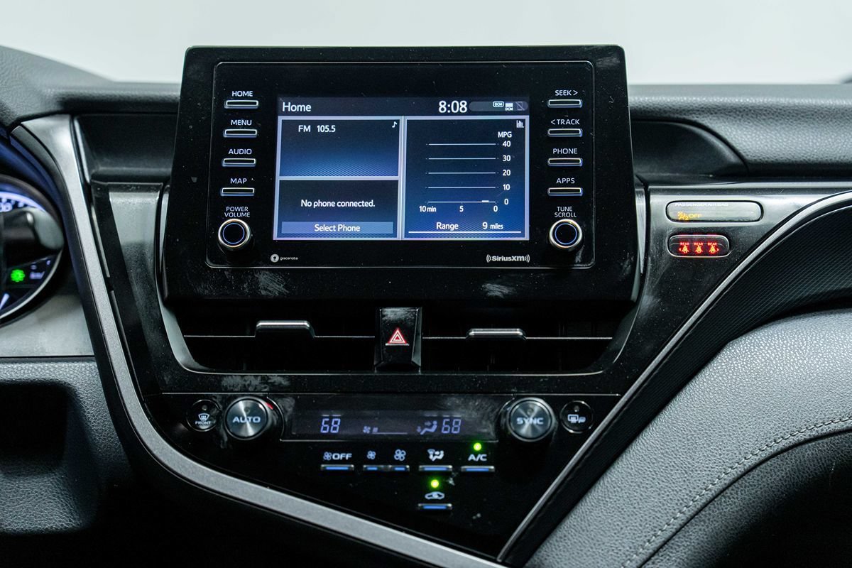 Used 2022 Toyota Camry SE FWD image 20