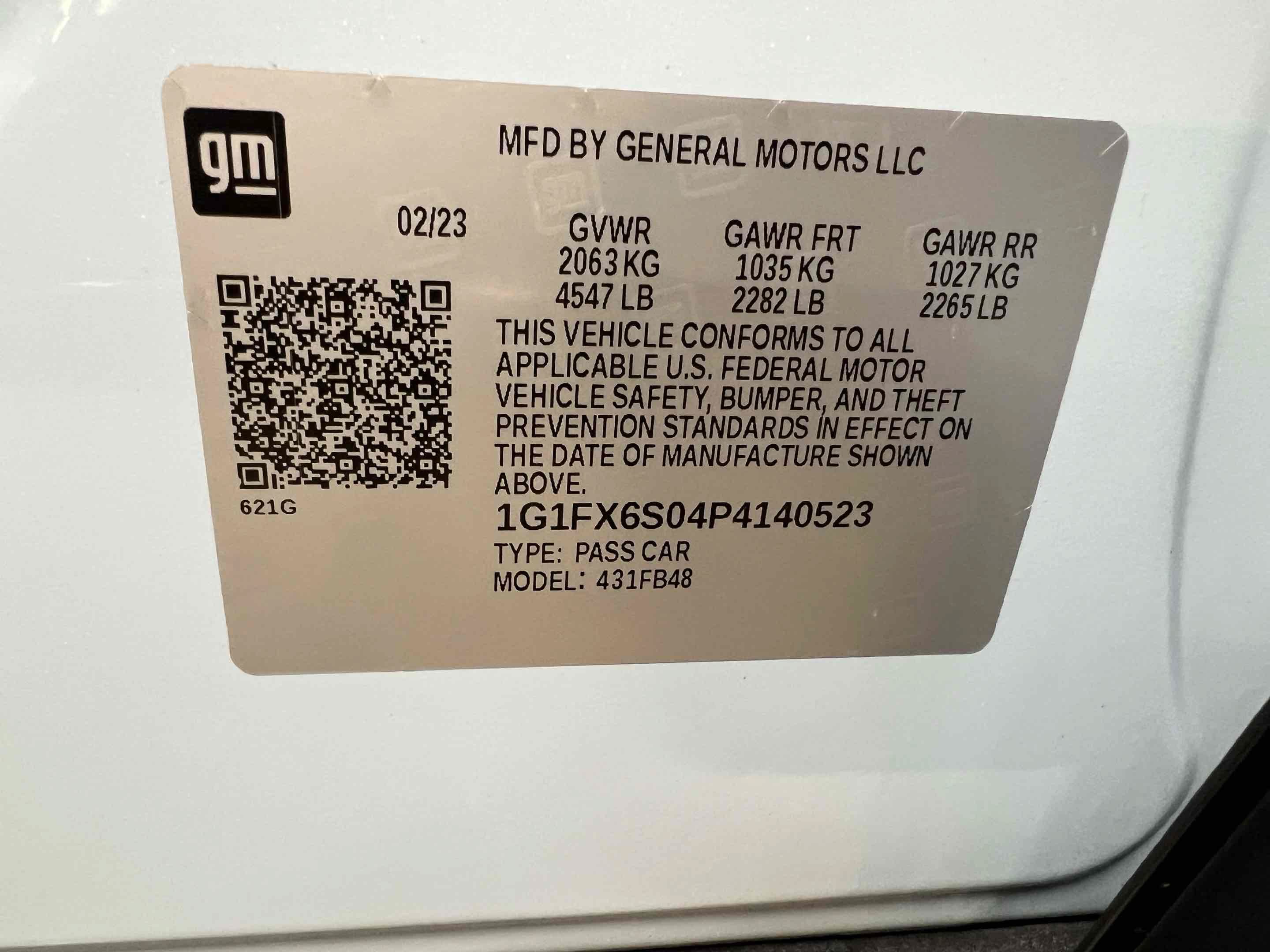Used 2023 Chevrolet Bolt LT w/ Infotainment Package FWD image 11
