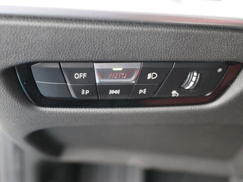 Used 2025 BMW 330i xDrive Sedan w/ Premium Package image 25