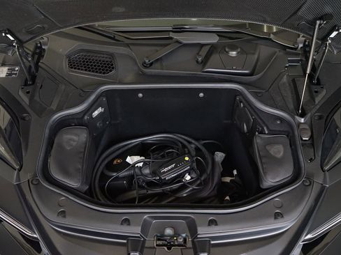 Used 2024 Lamborghini Revuelto AWD/4WD image 30