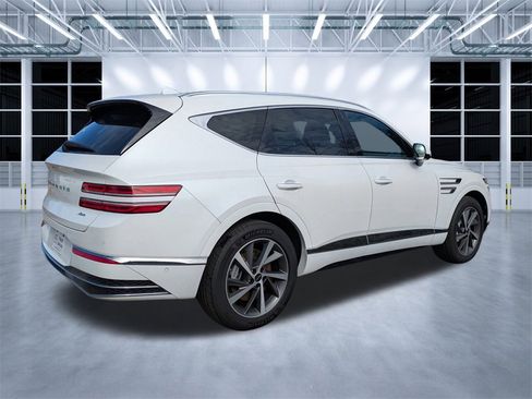 Used 2025 Genesis GV80 2.5T Advanced image 3