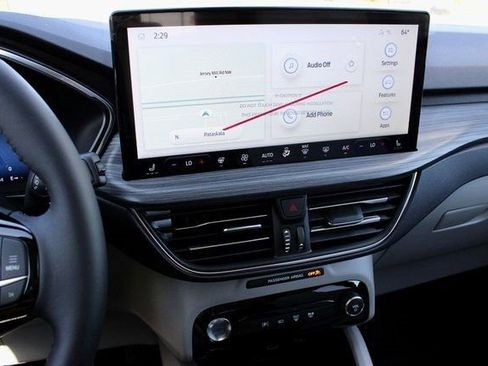 New 2024 Ford Escape SE w/ PHEV Premium Package image 18