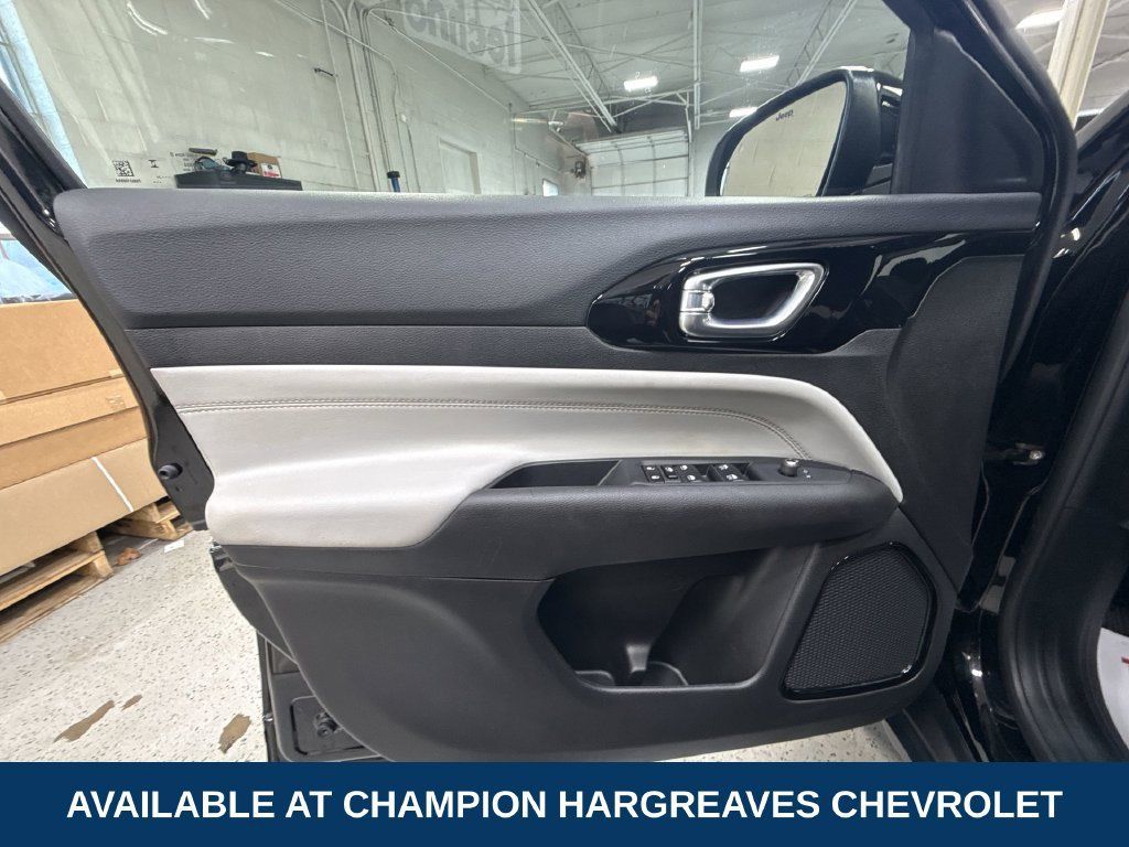 Used 2024 Jeep Compass Limited AWD/4WD image 30