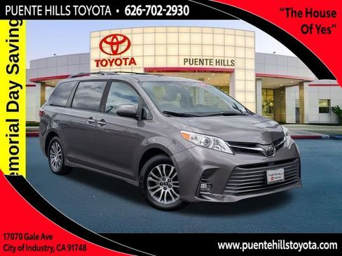 Certified 2019 Toyota Sienna XLE w/ XLE Navigation Package FWD image 1