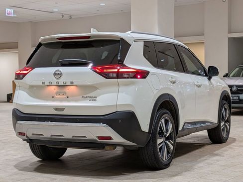 Used 2023 Nissan Rogue Platinum w/ Platinum Premium Package image 7