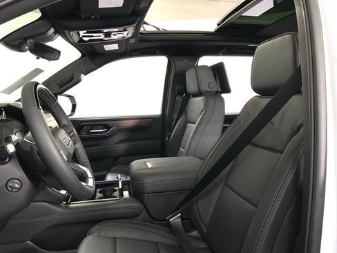 New 2026 GMC Yukon XL Denali w/ Denali Reserve Package AWD/4WD image 32
