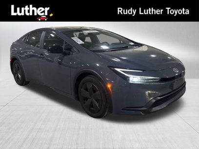 Used 2025 Toyota Prius LE