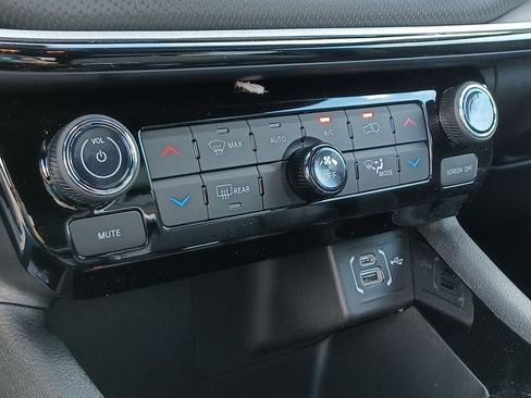 New 2026 Jeep Compass Trailhawk AWD/4WD image 24