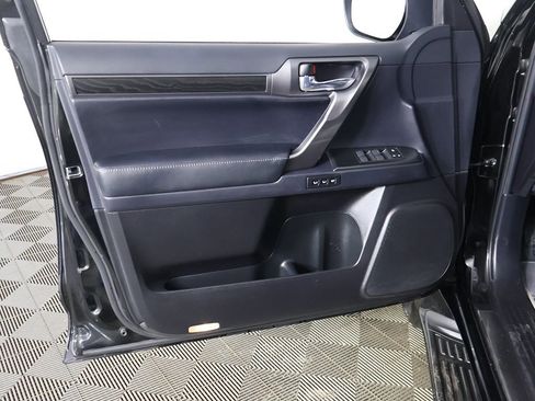 Used 2023 Lexus GX 460 w/ Black Line Special Edition AWD/4WD image 25