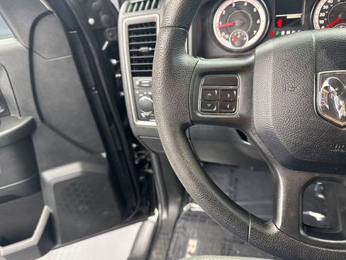 Used 2017 RAM 1500 ST w/ SXT Appearance Group AWD/4WD image 27