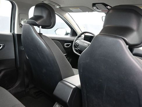 Used 2025 Kia K4 LXS FWD image 15