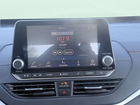 Used 2022 Nissan Altima 2.5 SR image 55