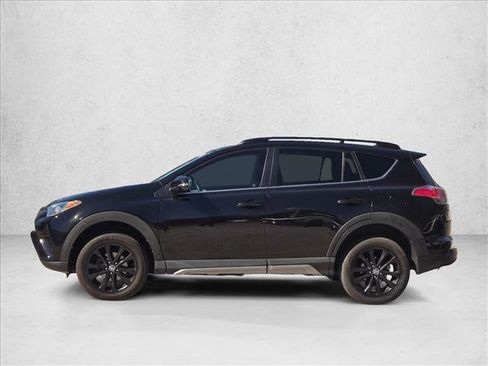 Used 2018 Toyota RAV4 Adventure image 9