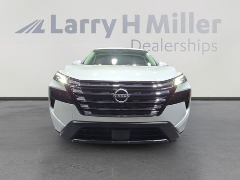 New 2026 Nissan Rogue SV image 8