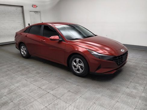 Used 2023 Hyundai Elantra SE w/ Cargo Package FWD image 11