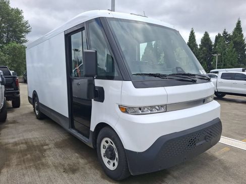 Used 2024 Chevrolet Brightdrop 600 w/ Commercial Equipment Package AWD/4WD image 2