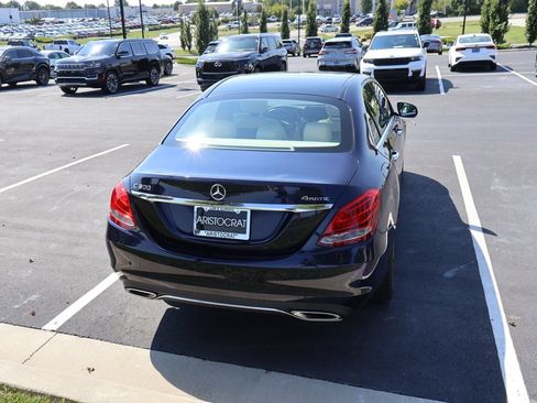 Used 2018 Mercedes-Benz C 300 4MATIC Sedan image 11