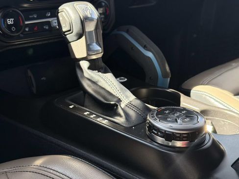 Used 2021 Ford Bronco Wildtrak AWD/4WD image 16