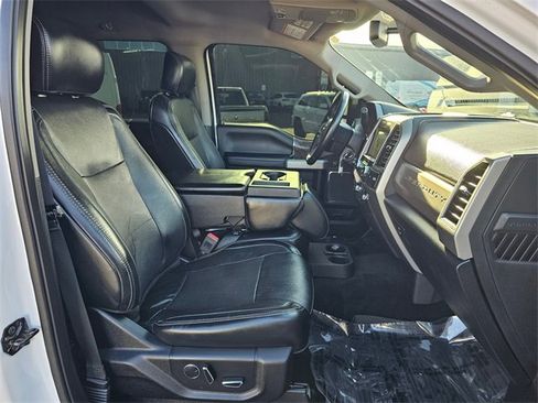 Used 2019 Ford F250 Lariat w/ Lariat Value Package image 14
