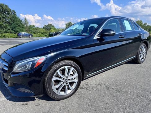 Used 2018 Mercedes-Benz C 300 4MATIC Sedan image 3