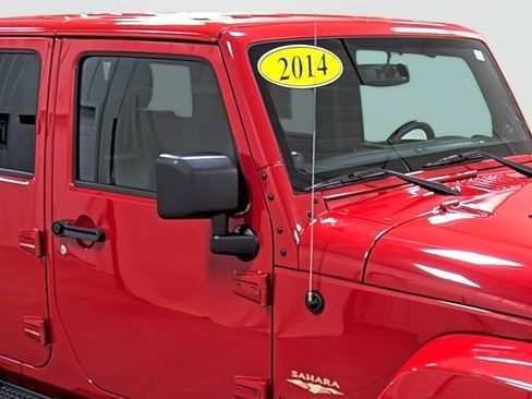 Used 2014 Jeep Wrangler Unlimited Sahara w/ Max Tow Package image 15